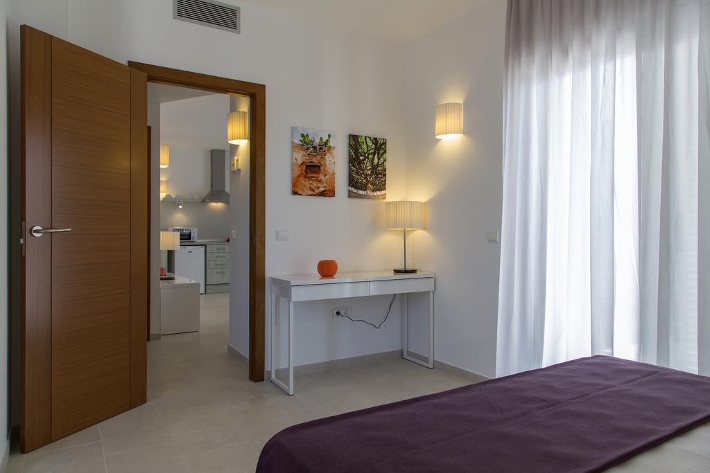 Apartamentos Proa - Emar Hotels Only Adults Es Pujols Rom bilde