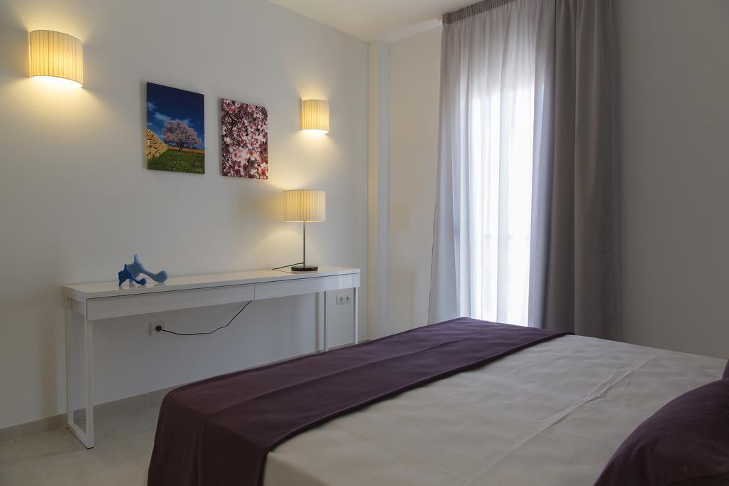 Apartamentos Proa - Emar Hotels Only Adults Es Pujols Rom bilde